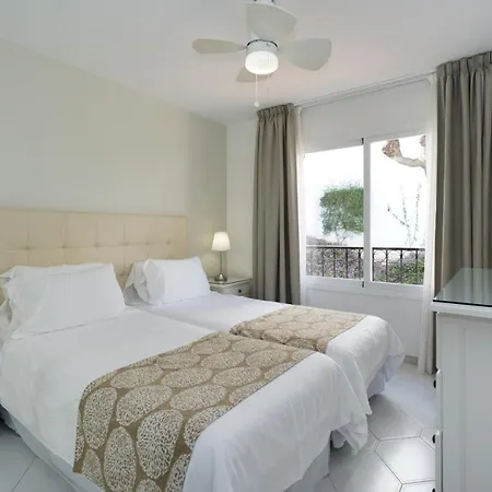 Miraflores & Country Club *